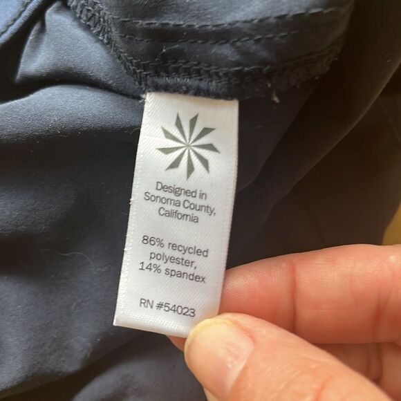 Athleta Navy Blue Midtown Shorts Size XXS - Picture 6 of 6